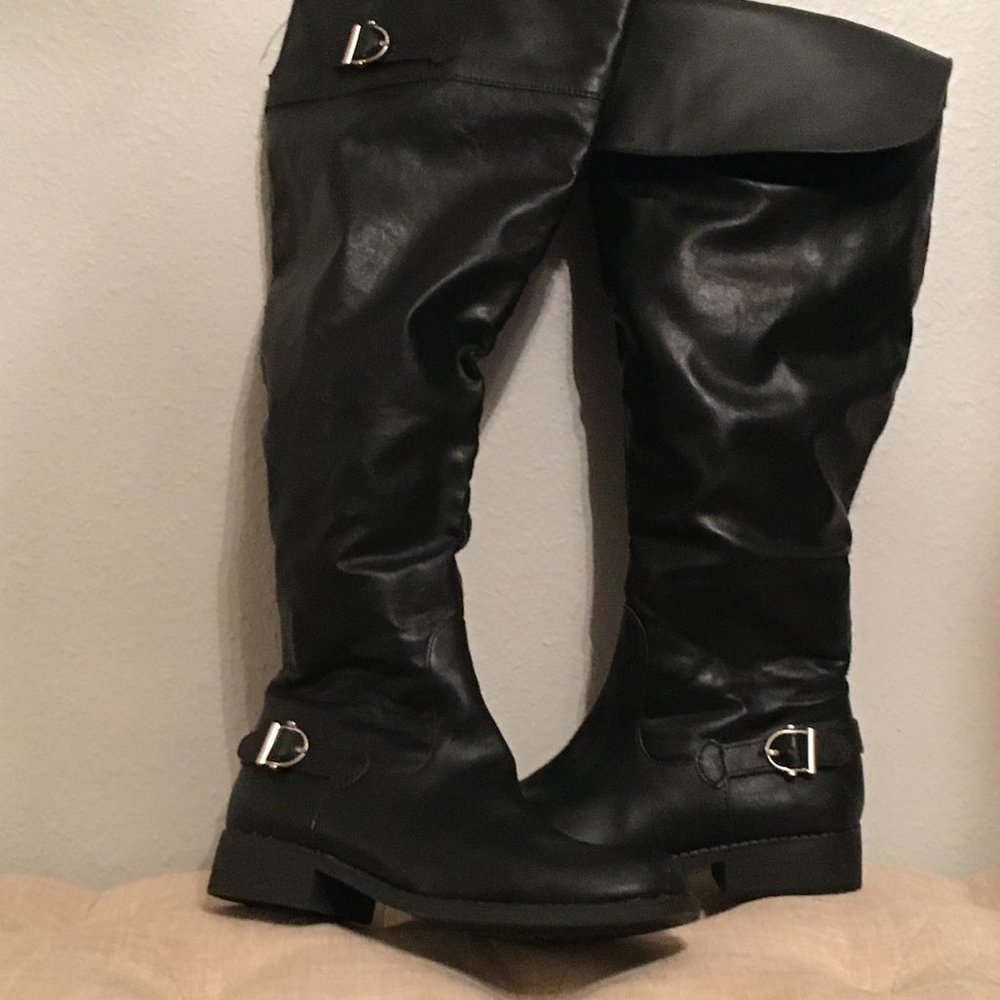 Black Knee-high Boots